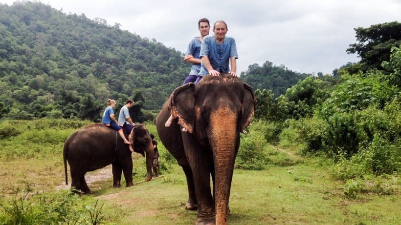 Elephant-Trekking